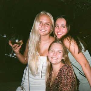 Meet your Posher, Asha